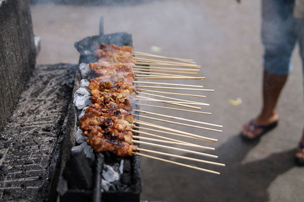 satay ayam dan satay arnab